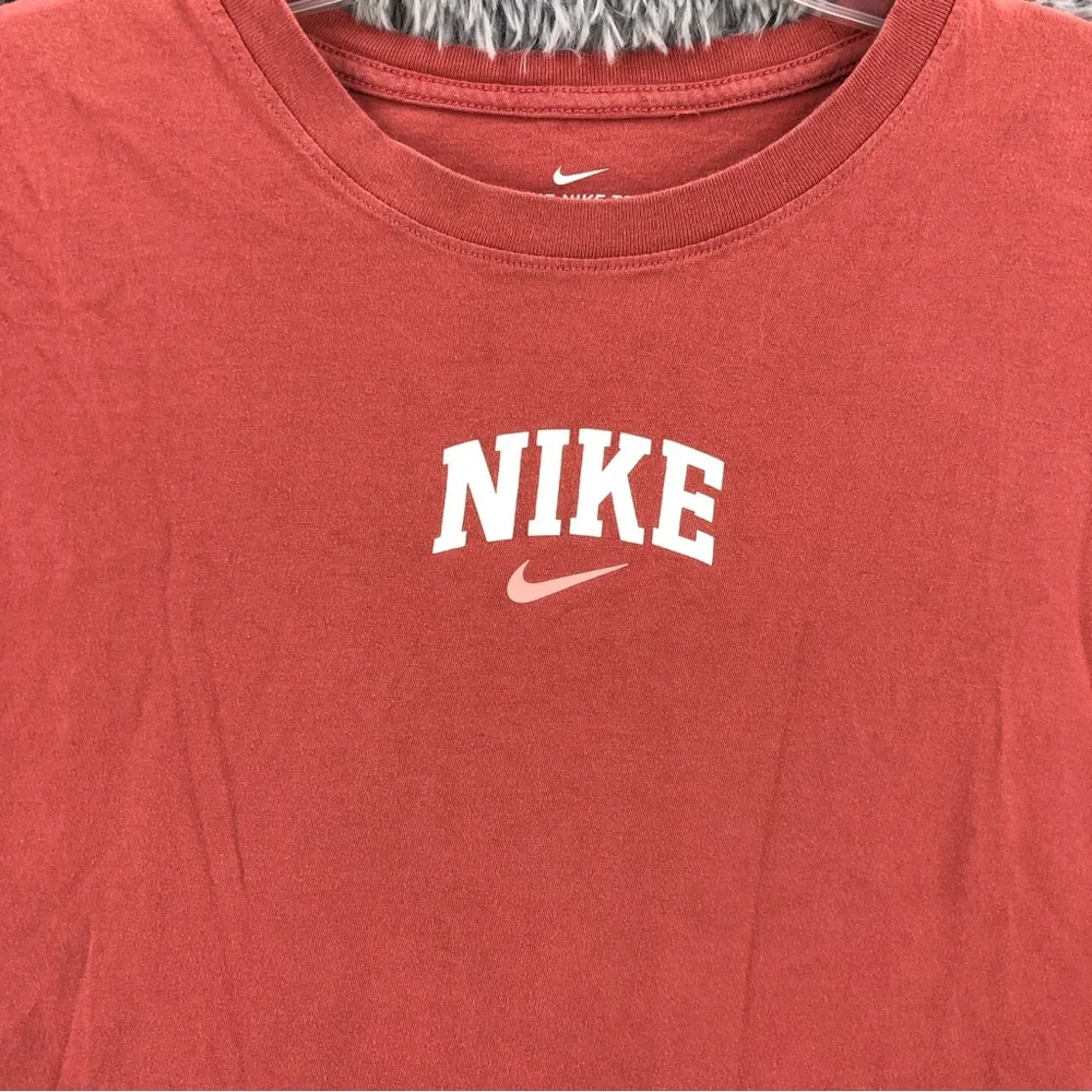 Nike Tshirt Womens XL Spellout Long Sleeve Shirt